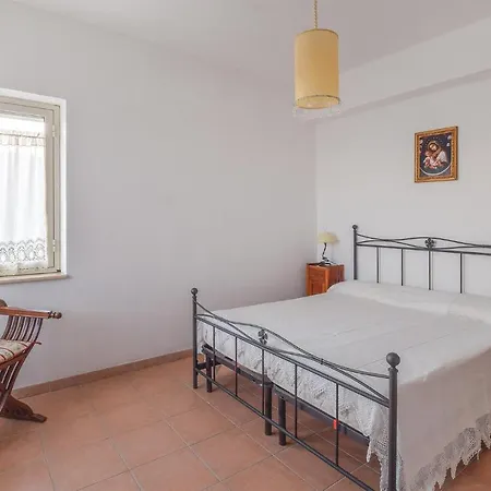 דירה Beautiful In With 2 Bedrooms And Wifi Camini